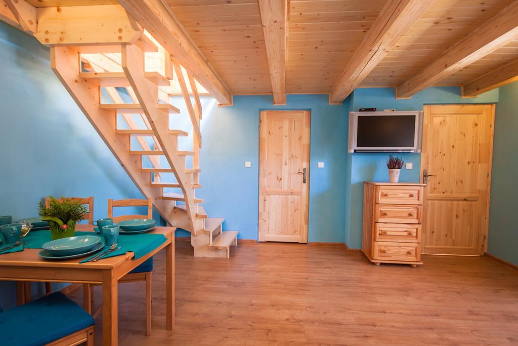 Alpejska Wioska Villa Истебна Стая снимка